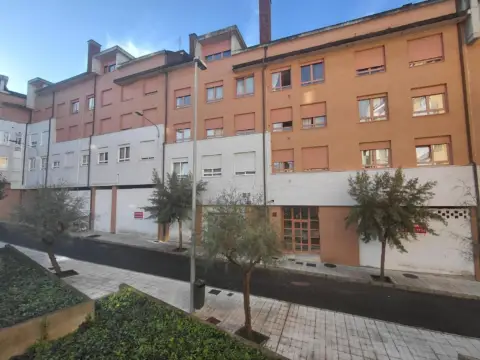 Local comercial en calle Víctor García de la Concha, 20